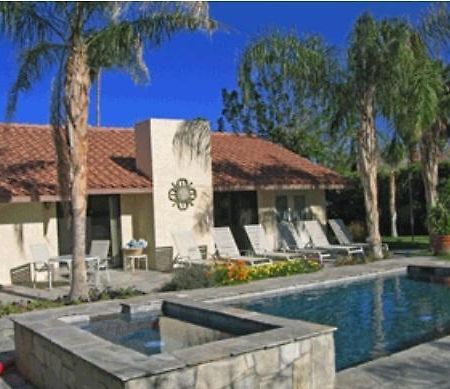 Triangle Inn Clothing Optional Resort For Men Palm Springs Exteriér fotografie